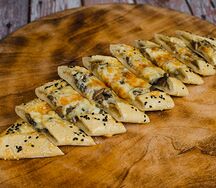 Лодочка с курицей и сыром