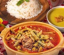 Фасоль стручковая с говядиной и рисом