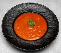 Суп-пюре томатный со страчателлой