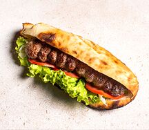 Шаурма со свининой в тандырном хлебе