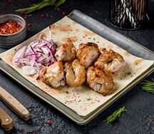 Шашлык из филе бедра курицы