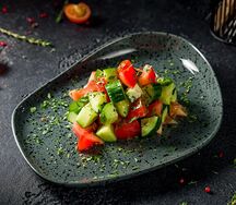 Помидоры с огурцами