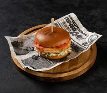 Бургер с филе трески