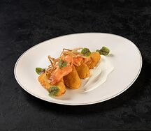 Драники с лососем фирменного посола