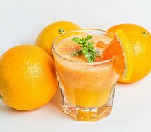 Свежевыжатый апельсиновый сок