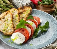 Салат капрезе