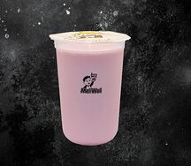 Молочный коктейль клубничный