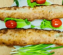 Хачапури из тандыра с ветчиной и сыром