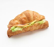 Круассан с ветчиной и сыром