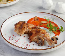Запеченный цыпленок с шампиньонами