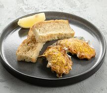 Запеченные устрицы под трюфельным соусом 