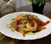 Лапша пшеничная с морепродуктами