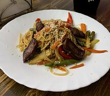 Лапша с говядиной