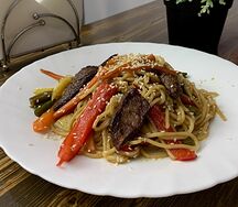 Лапша гречневая с говядиной