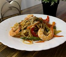 Лапша гречневая с морепродуктами