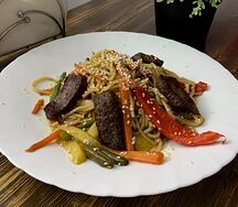 Лапша пшеничная с говядиной