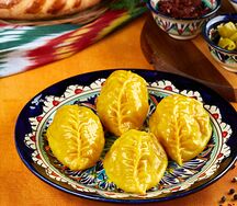Манты с говядиной и тыквой