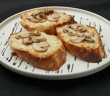 Bruschetta funghi