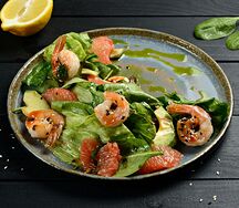 Салат с креветкой и грейпфрутом