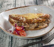 Драник с жюльеном из куриного филе