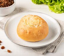 Губадия Уенчык с кортом