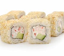 Ролл Калифорния в кунжуте