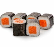 Мини-ролл с лососем