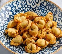 Жареная чучвара с ягненком