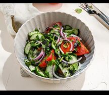 Овощной салат со специями по-грузински