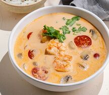 Том ям с креветками