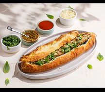 Люля-кебаб из ягнёнка в хрустящей лодочке