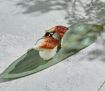 Суши с угрем