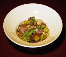 Микс-салат с пастрами