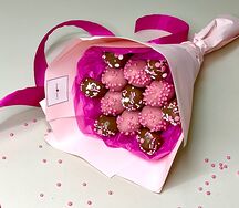 Букет из клубники в шоколаде