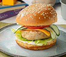 Детский бургер с куриной котлетой