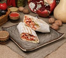 Свиная шейка в лаваше с картофелем