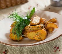 Картофель айдахо с томатным соусом