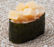 Гункан гребешок спайси