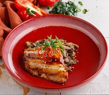 Черная треска в устричном соусе