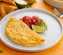 Омлет с авокадо и тунцом