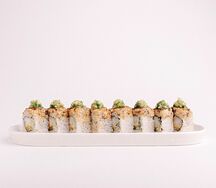 Угорь с сальсой из авокадо