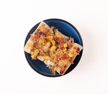 Сэндвич с бужениной и соусом спайси