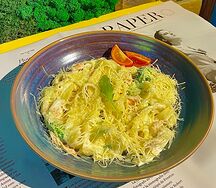Паста Лосось с соусом песто