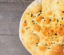 Фокачча с тимьяном