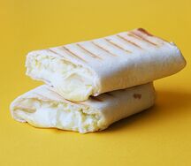 Скрэмбл-ролл, запеченный с ветчиной
