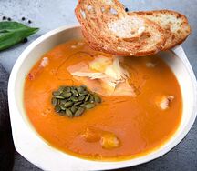 Тыквенный крем-суп с креветками