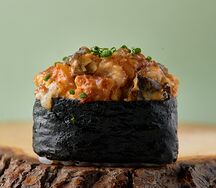 Запеченные суши Угорь