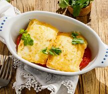 Жареный сыр сулугуни с томатами