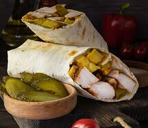 Мясо в лаваше на углях