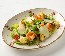 Салат Цезарь с креветками